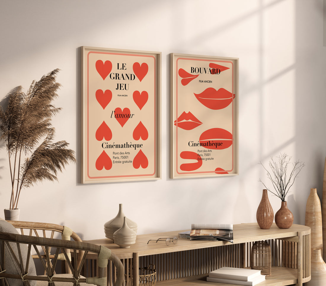 Fransız Sineması Estetiği: 2'li Poster Seti – Retro Dudak ve Kalp Tasarımları