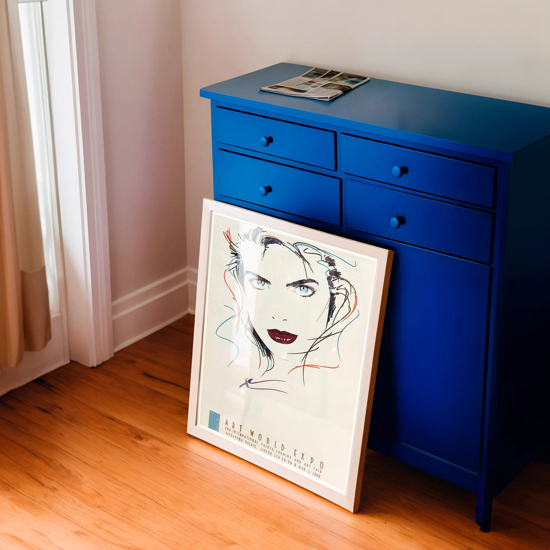 Dennis Mukai Kadın Portresi Posteri: Art World Expo 1988